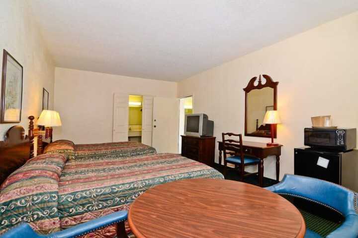 Motel 6 Sandersville GA