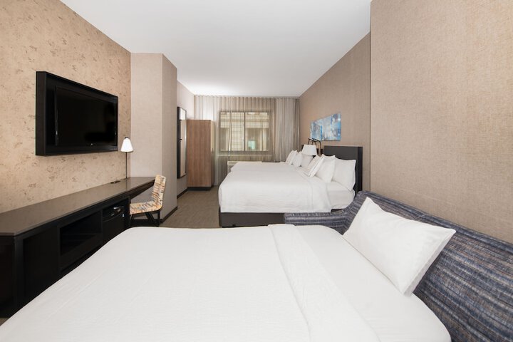Room 18 of 42