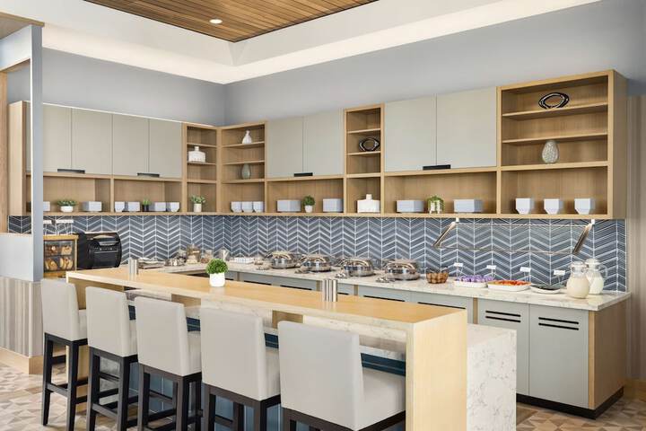 Hyatt Place Virginia Beach / Oceanfront