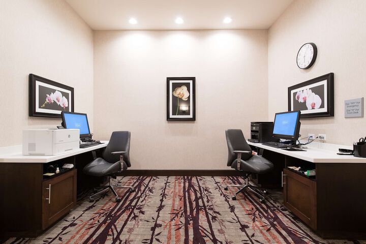 Business Center 44 of 44