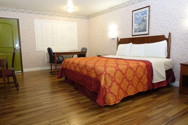 Room 20 of 58