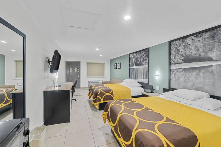 Room 48 of 54