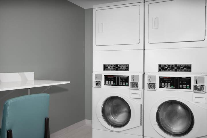 Homewood Suites by Hilton Jacksonville Downtown-Southbank