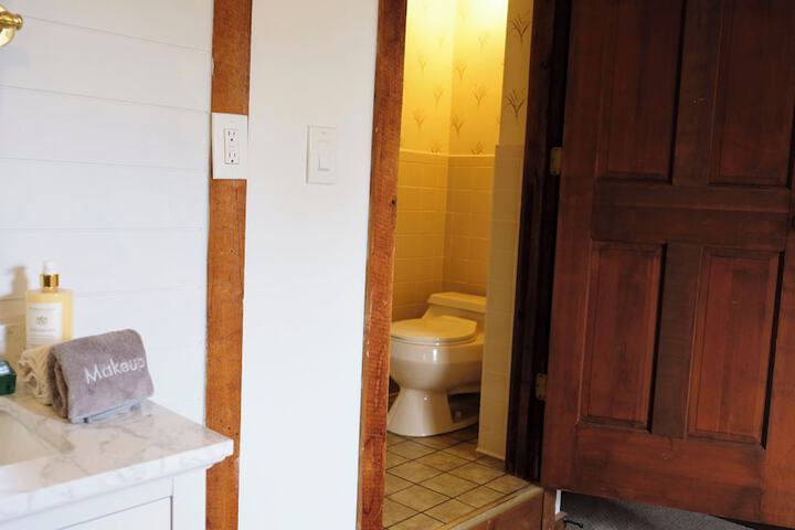 Room 30 of 61
