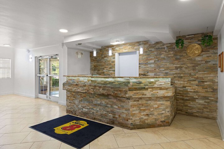 Hotel Interior 16 of 45