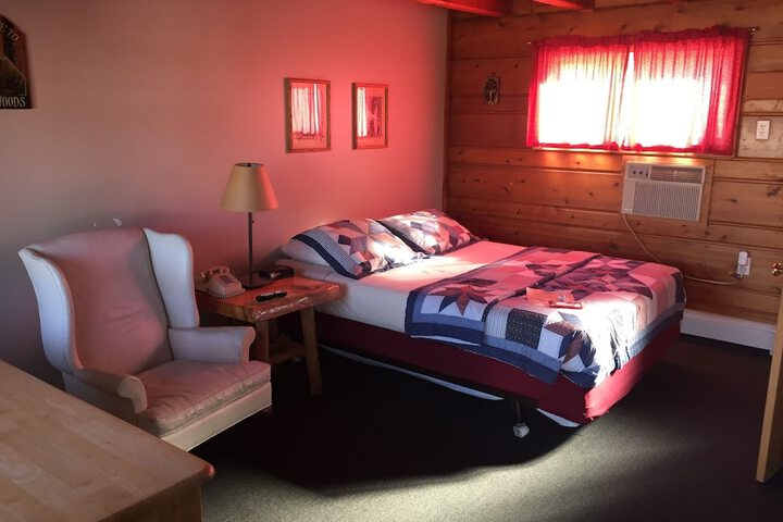 Room 17 of 46