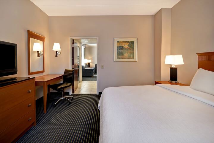Embassy Suites by Hilton Lexington / UK Coldstream
