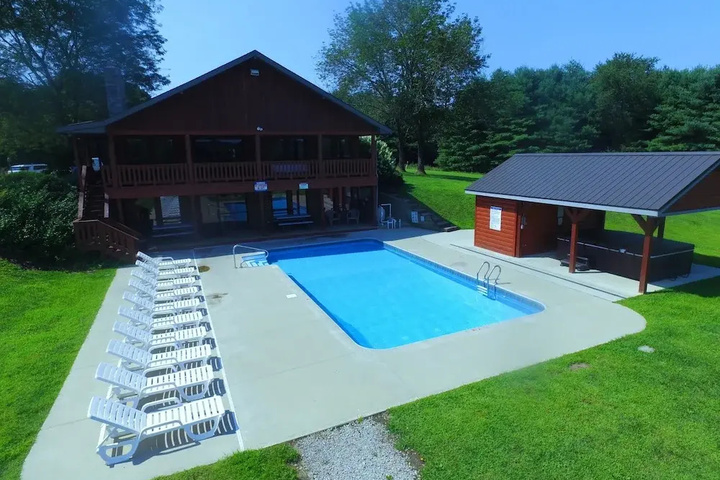 Grande Butte Lodge - Hocking Hills