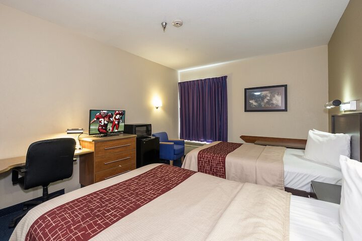 Room 10 of 29