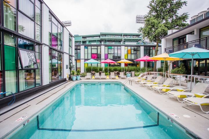 Pool 17 of 65