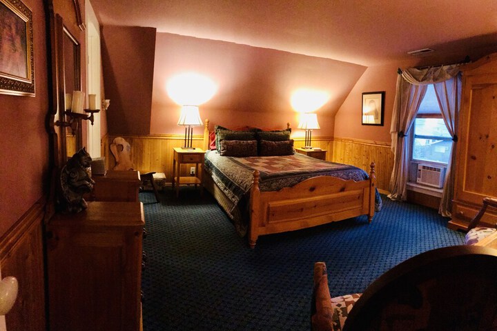 Room 49 of 79