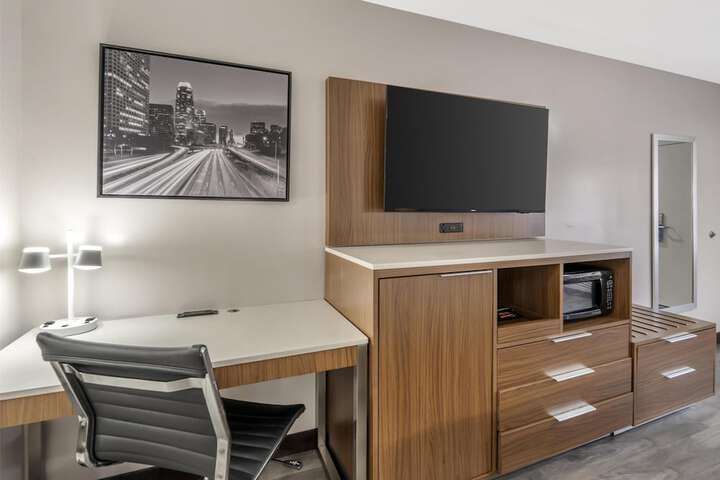 Best Western Airport Plaza Hotel – LAX  Airport LA Stadium