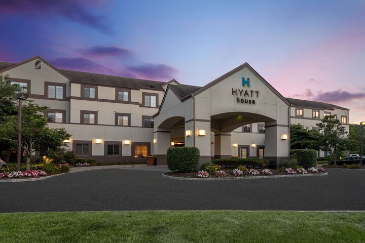Hotel 4 of 32