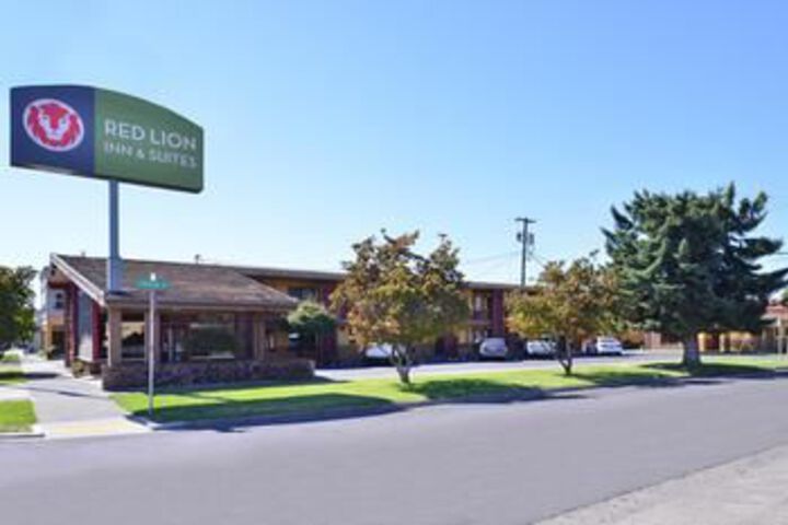 Red Lion Inn & Suites Walla Walla