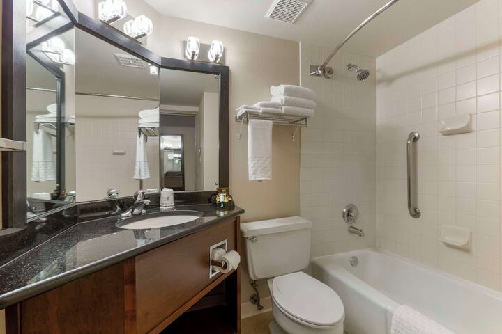 Room 40 of 60