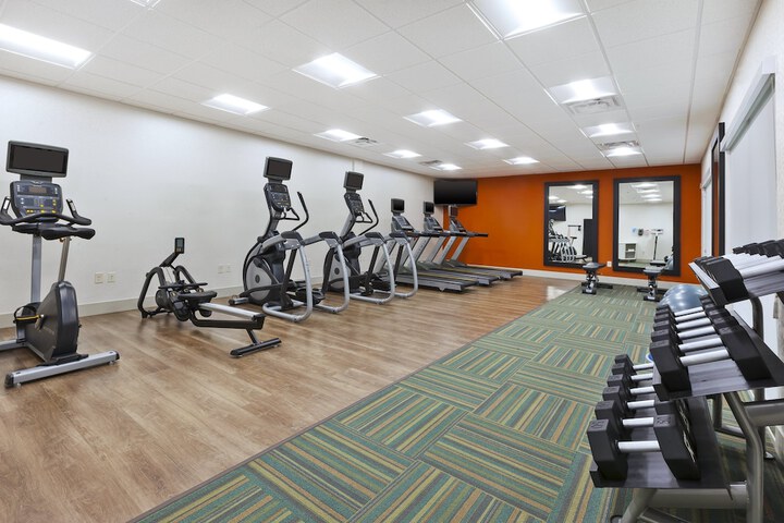 Holiday Inn Express & Suites Painesville - Concord by IHG