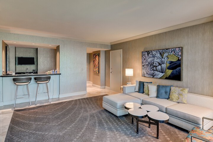 Mandalay Bay Resort & Casino