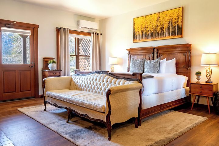 Casia Lodge and Ranch