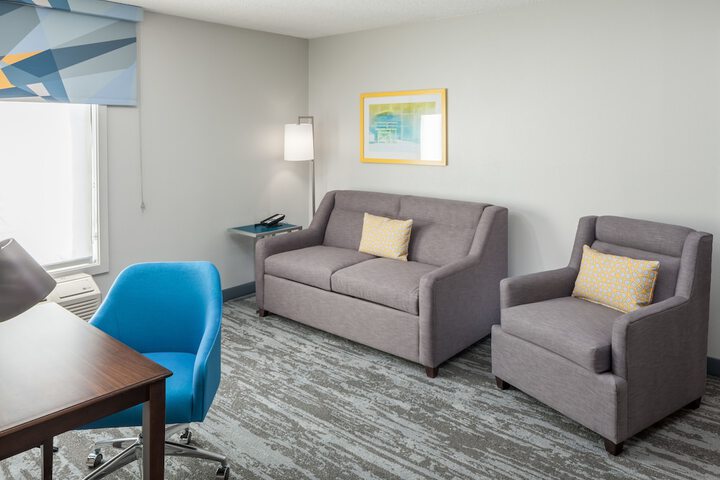 Room 32 of 42