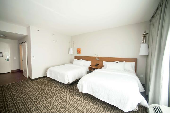 Room 17 of 72