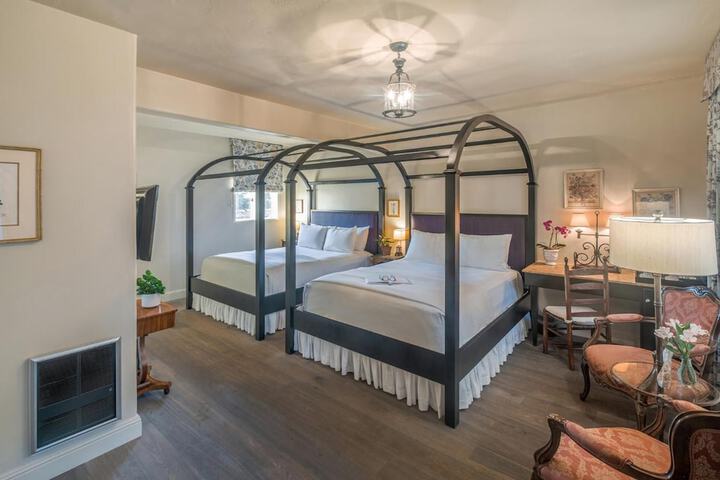 L Auberge Carmel