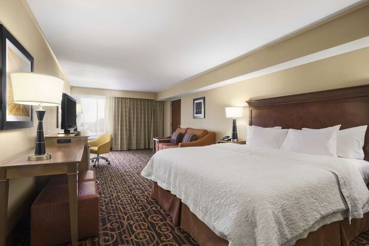 Room 11 of 29