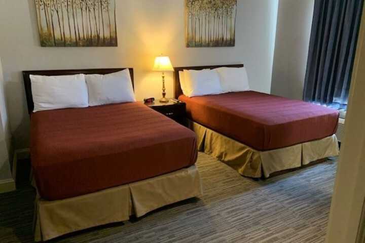 McCoys Inn