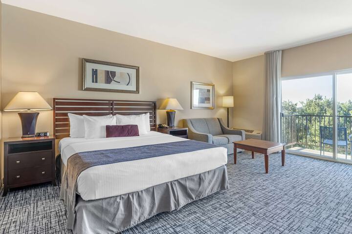 Room 34 of 44