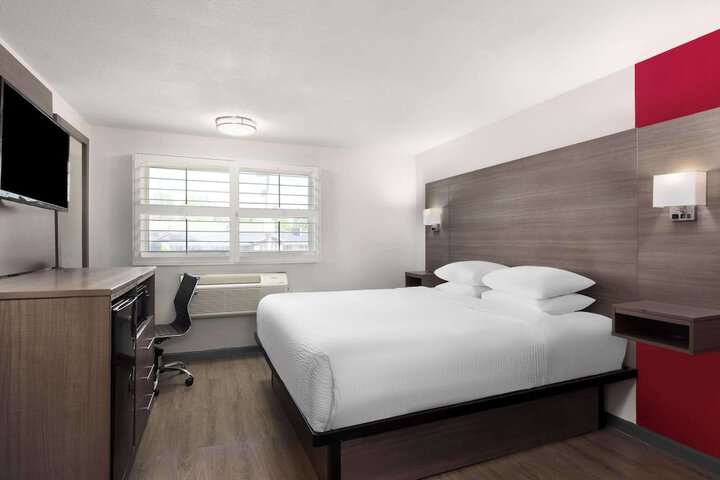 Room 31 of 41