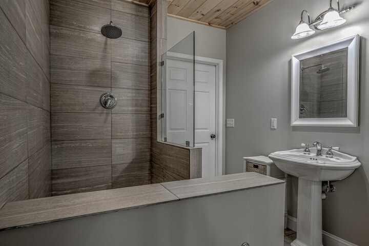 32 Acre Memory Maker by Escape to Blue Ridge