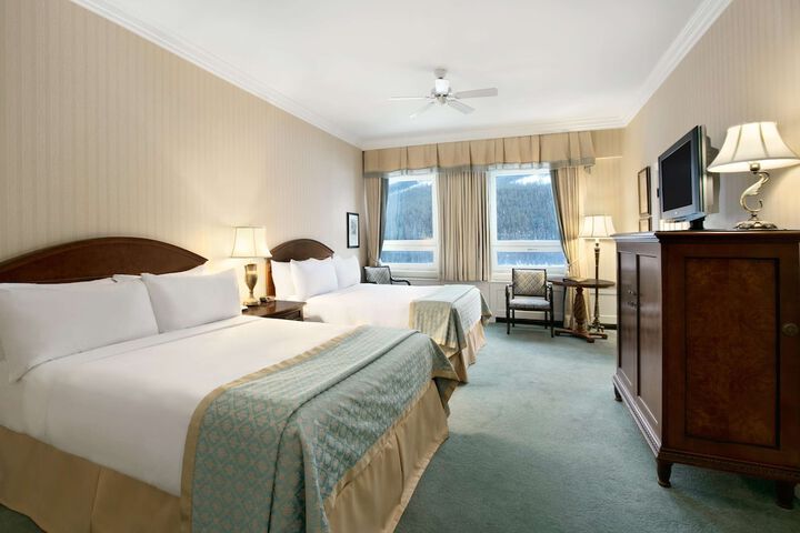 Room 138 of 215