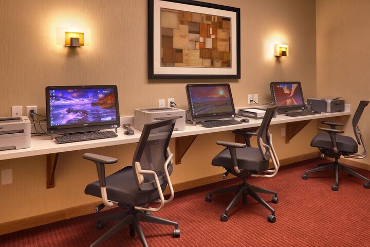 Business Center 50 of 50