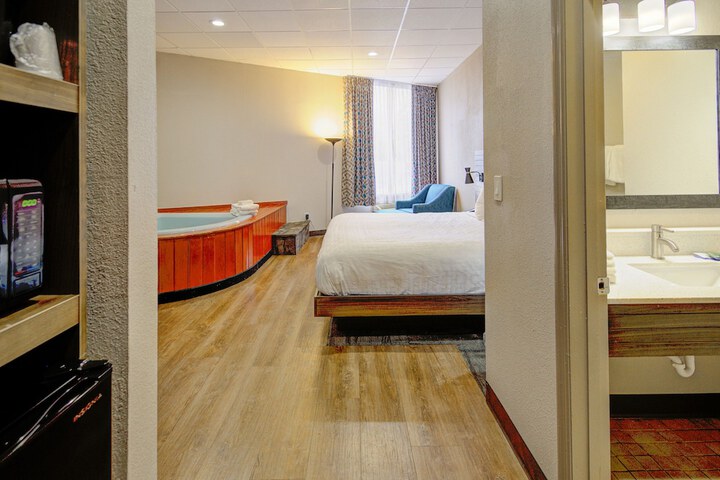 Room 21 of 41