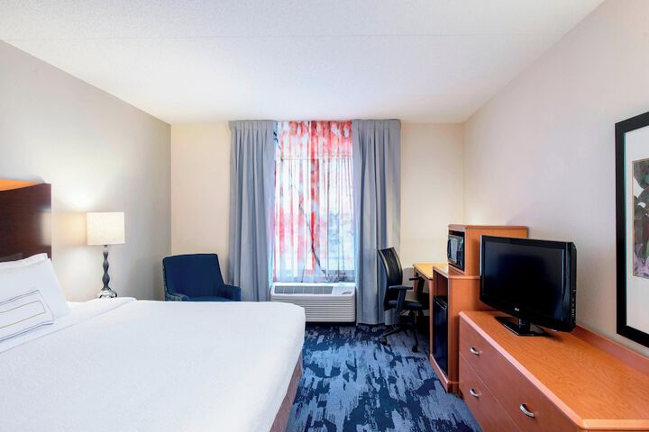 Room 16 of 34