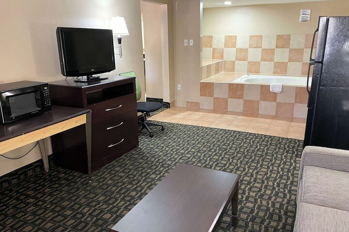 Room 20 of 40