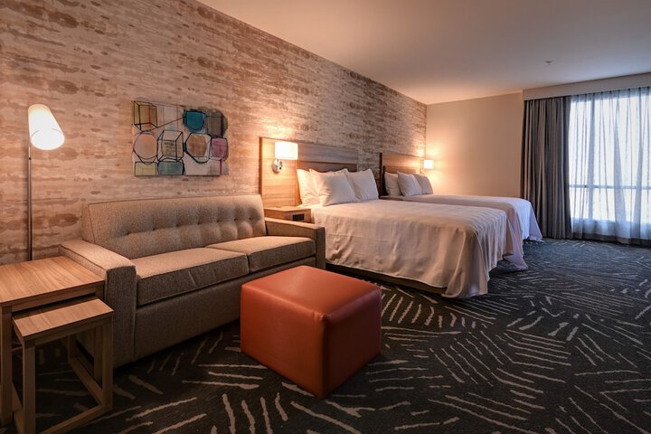 Room 29 of 56