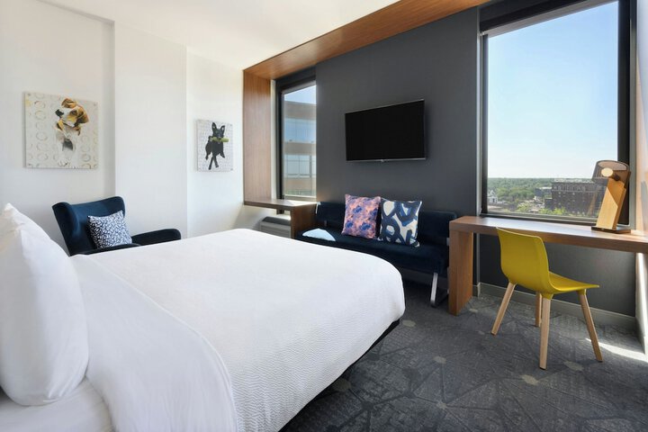 Room 17 of 50
