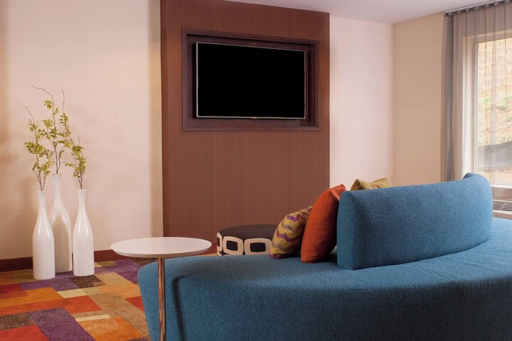 Hotel Interior 7 of 28