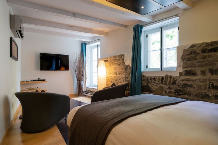 Room 48 of 54