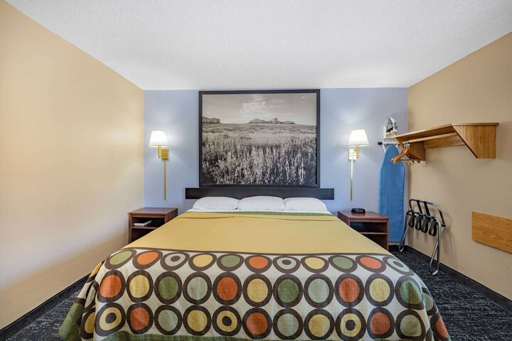 Super 8 by Wyndham Valentine NE