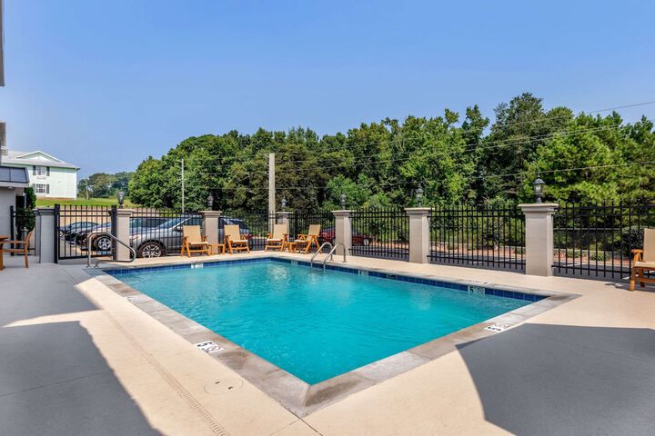 Pool 6 of 34