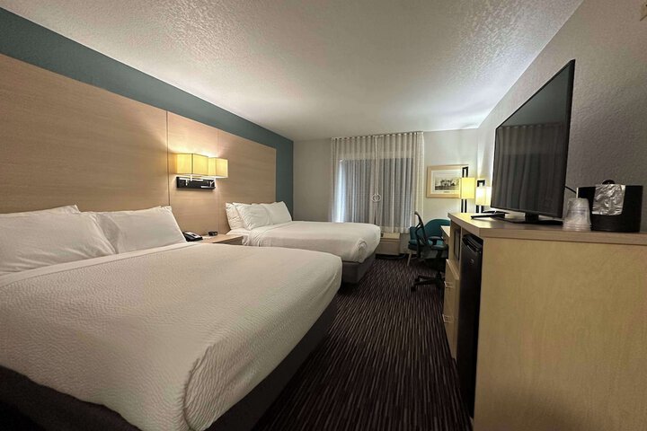 Room 9 of 21