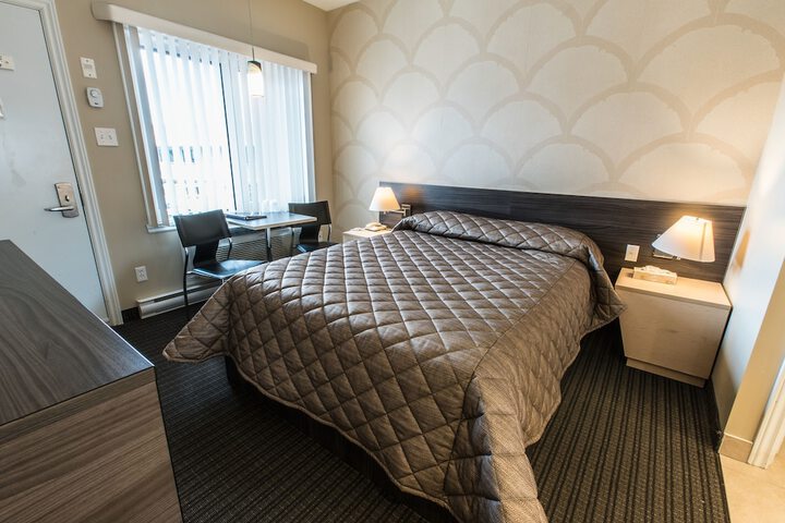 Room 47 of 75