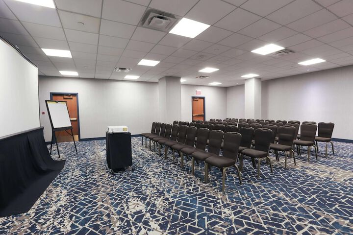 Radisson Plaza Hotel at Kalamazoo Center