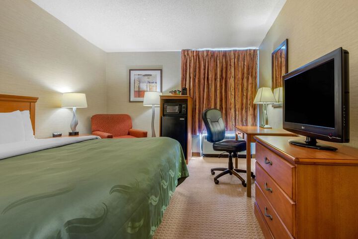 Room 18 of 36