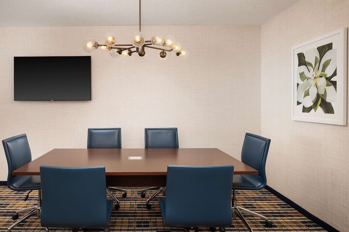 Room 15 of 50