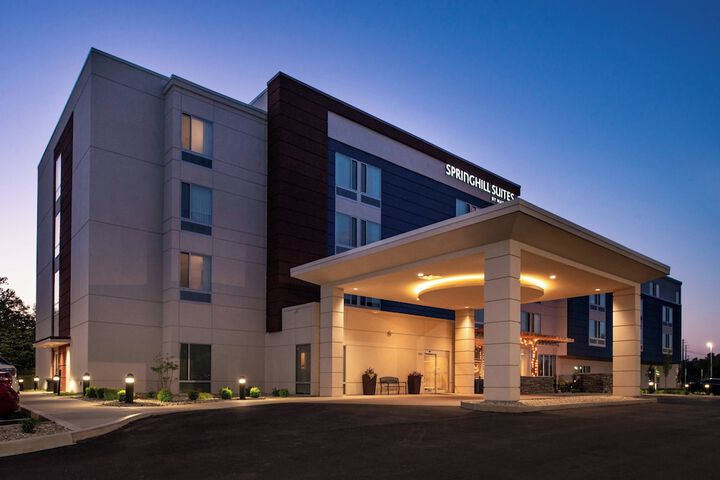 Hotel 2 of 44
