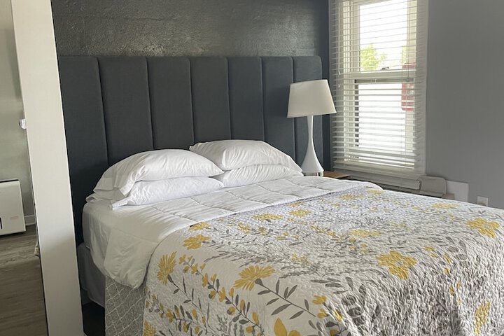 Room 26 of 47