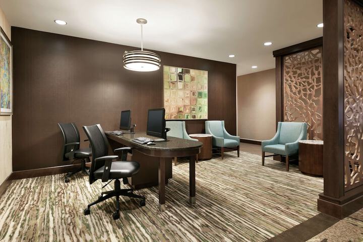Business Center 35 of 35