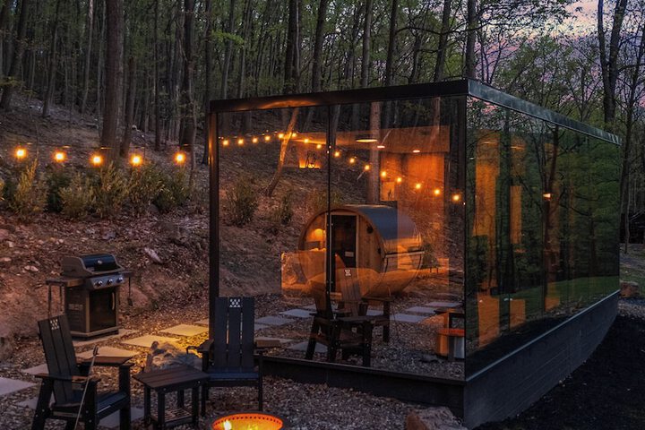 Mirror Villas - Modern Retreat with private hot tubs and mountain view